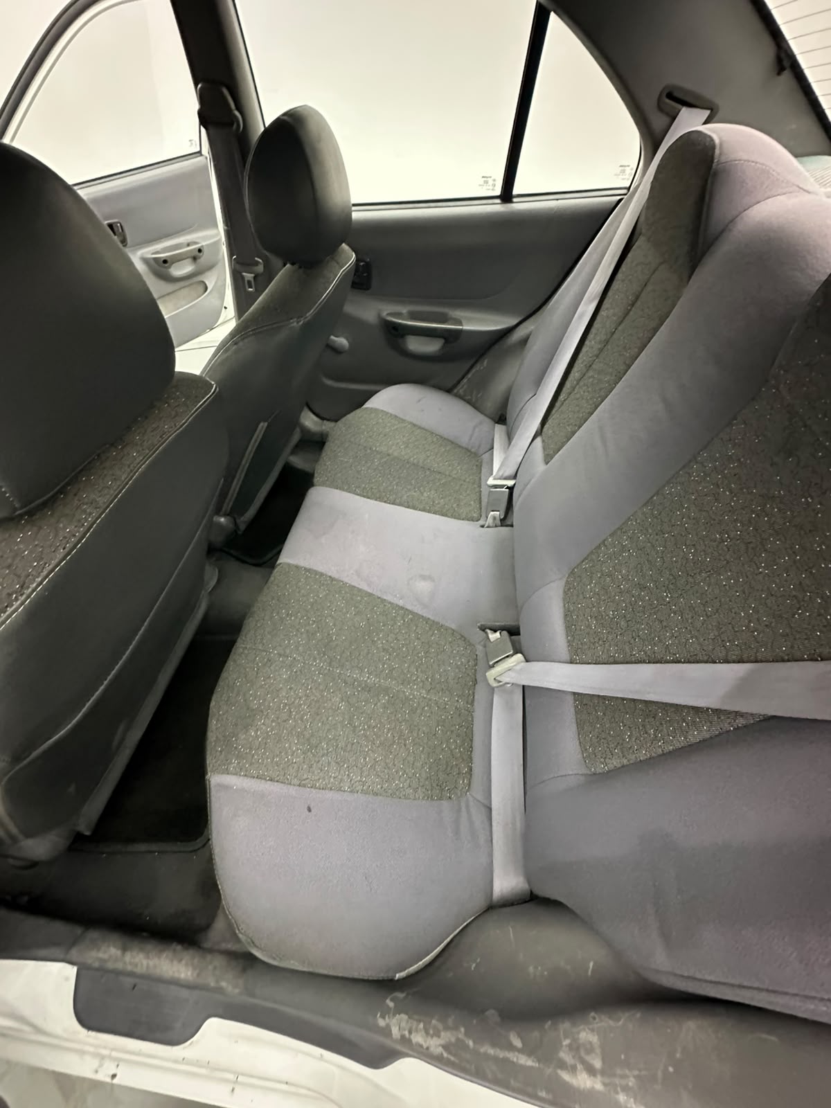 HYUNDAI ACCENT 24